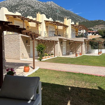 Saltsea Boutique Villas Alikí Exterior photo